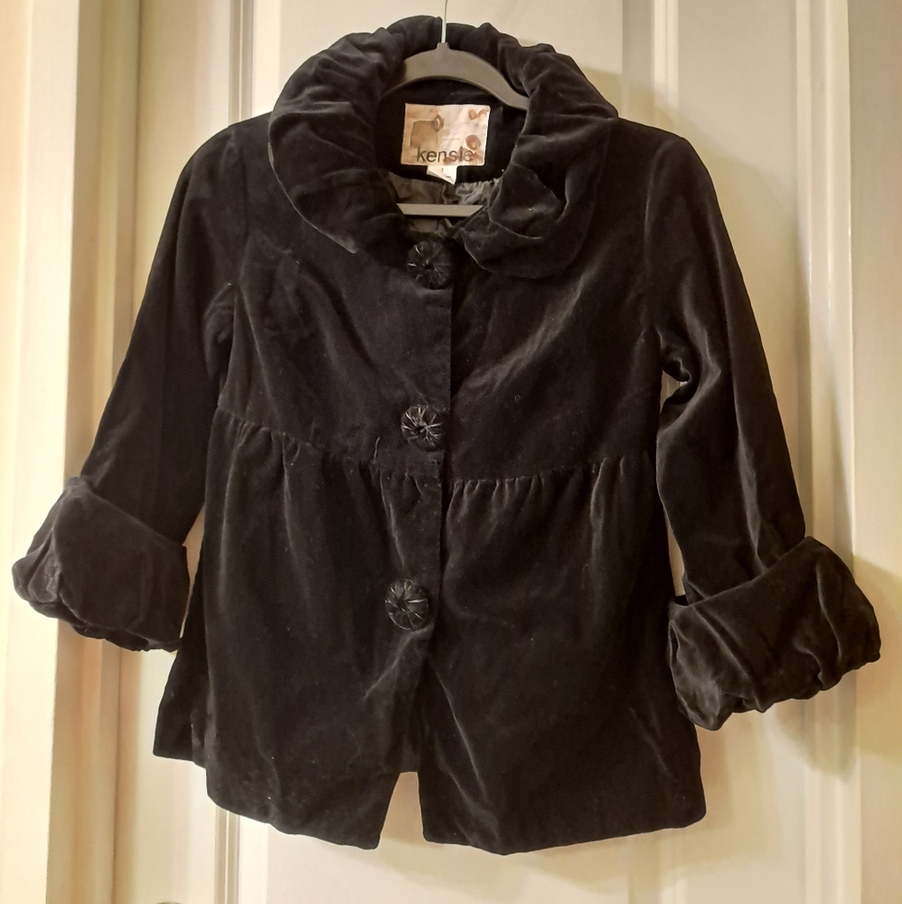 Black velvet jacket from Kensie size 2